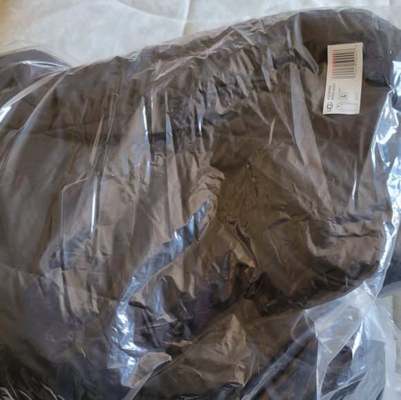 Sale! NWT Ugg Long Puffer Coat - Picture 7 of 10